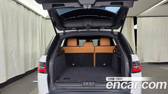 Land Rover Range Rover Sport 3.0 SDV6 HSE Dynamic