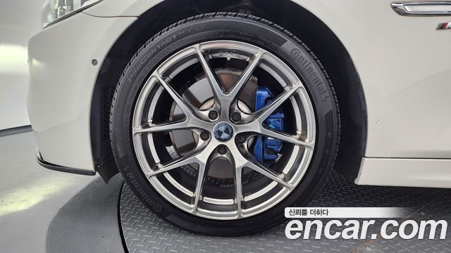 BMW 5-Series 530d xDrive M Aero Dynamic