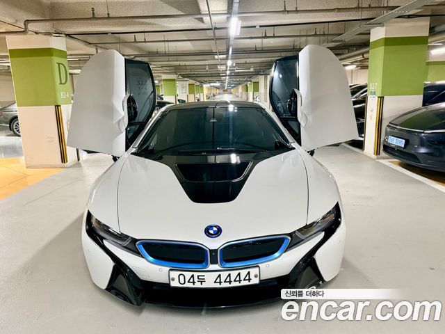 BMW i8 Coupe