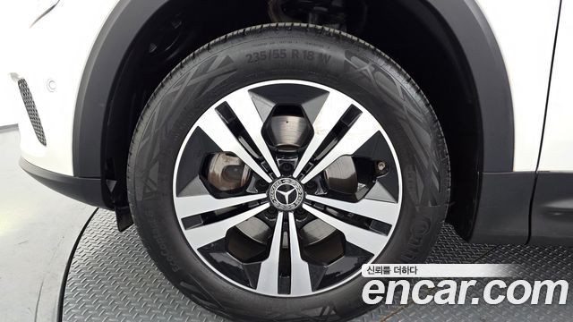 Mercedes-Benz GLB-Class GLB200 d