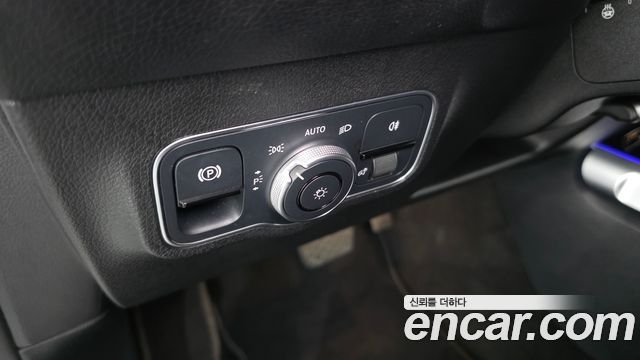 Mercedes-Benz GLB-Class GLB200 d