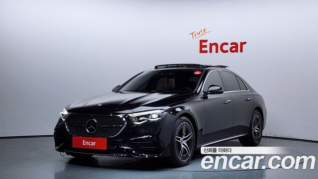 Mercedes-Benz E-Class E300 4MATIC AMG Line