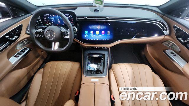 Mercedes-Benz E-Class E300 4MATIC AMG Line