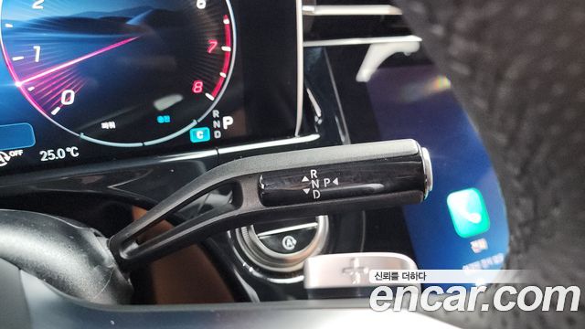 Mercedes-Benz E-Class E300 4MATIC AMG Line
