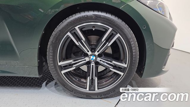 BMW 4-Series 420i M Sport Performance Coupe