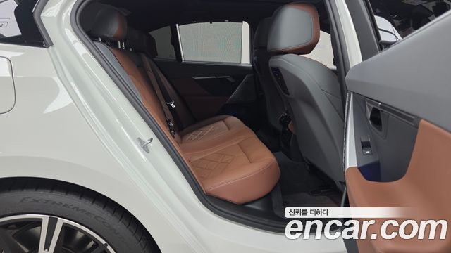 BMW 5-Series 530i xDrive M Sport