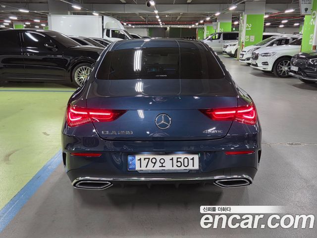 Mercedes-Benz CLA-Class CLA250 4MATIC