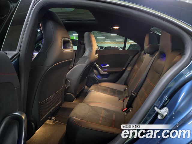 Mercedes-Benz CLA-Class CLA250 4MATIC