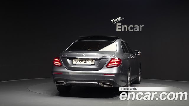 Mercedes-Benz E-Class E350 4MATIC AMG Line