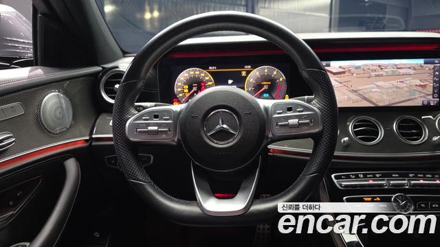 Mercedes-Benz E-Class E350 4MATIC AMG Line