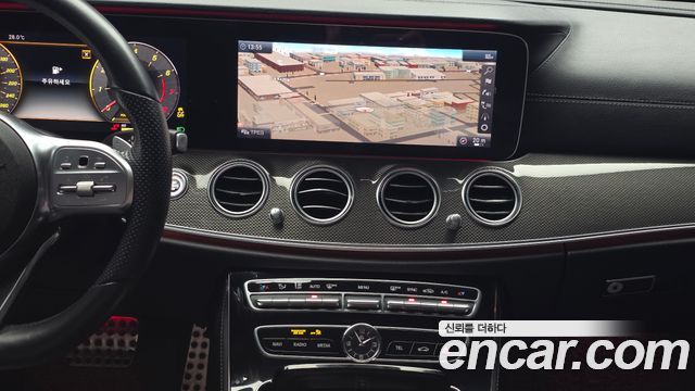 Mercedes-Benz E-Class E350 4MATIC AMG Line