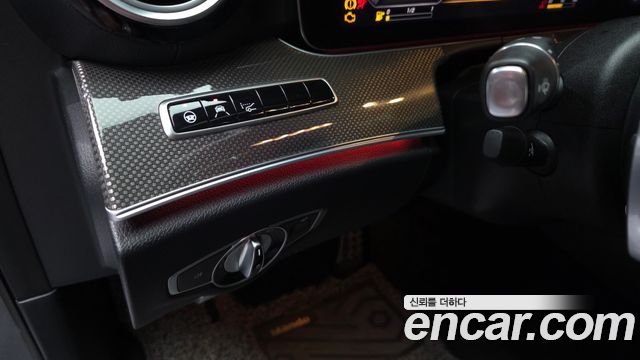 Mercedes-Benz E-Class E350 4MATIC AMG Line