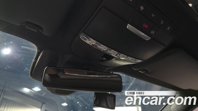 Mercedes-Benz E-Class E350 4MATIC AMG Line
