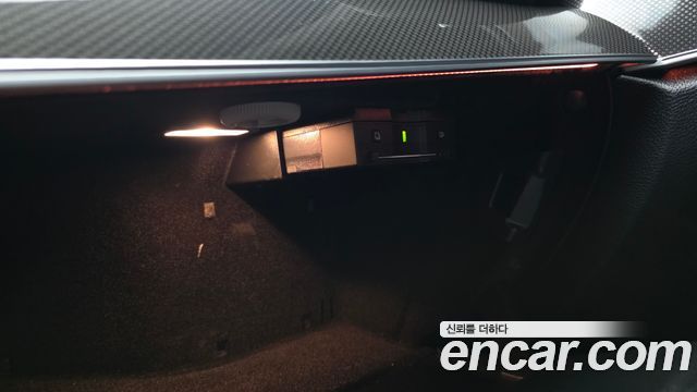 Mercedes-Benz E-Class E350 4MATIC AMG Line