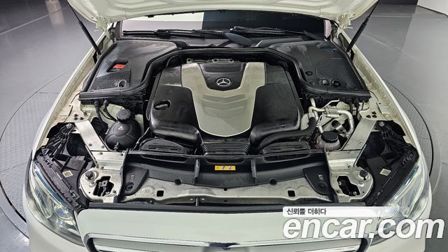 Mercedes-Benz E-Class E350d