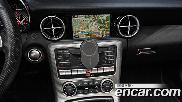 Mercedes-Benz SLC-Class AMG SLC43