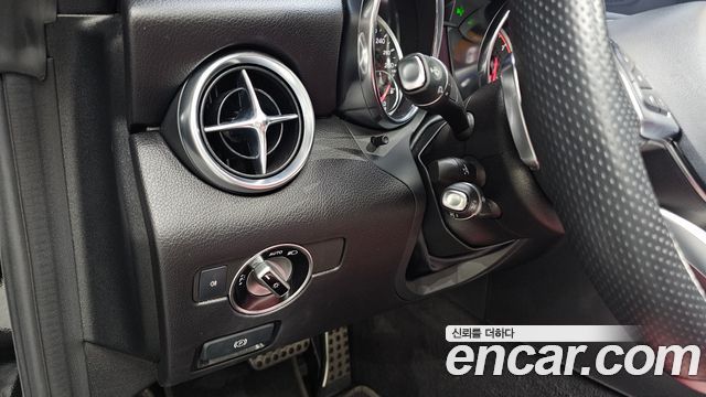 Mercedes-Benz SLC-Class AMG SLC43