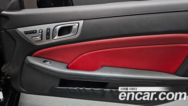 Mercedes-Benz SLC-Class AMG SLC43