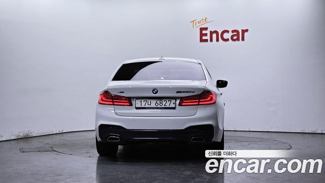 BMW 5-Series 520d xDrive M Sport Package Plus