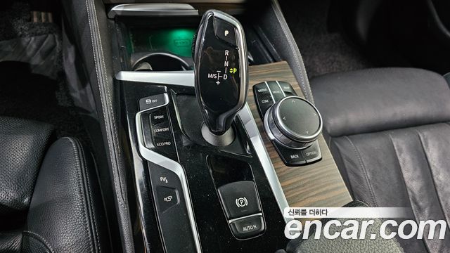 BMW 5-Series 520d xDrive M Sport Package Plus