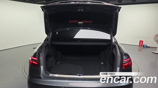 Audi A8 50 TDI Quattro LWB