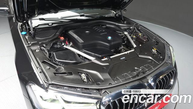 BMW 5-Series 520i Luxury