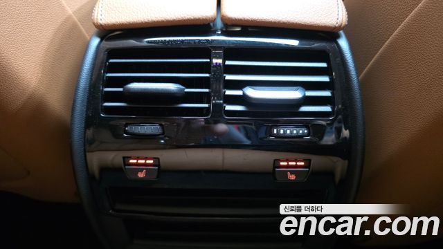BMW 5-Series 520i Luxury