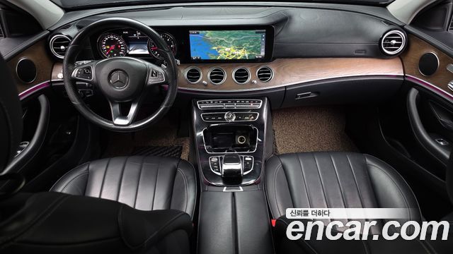 Mercedes-Benz E-Class E220d Exclusive