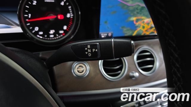 Mercedes-Benz E-Class E220d Exclusive