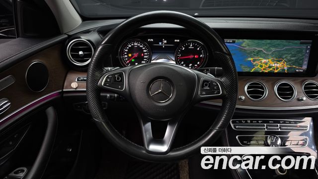 Mercedes-Benz E-Class E220d Exclusive