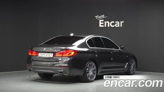 BMW 5-Series 520d xDrive M Sport Package Plus