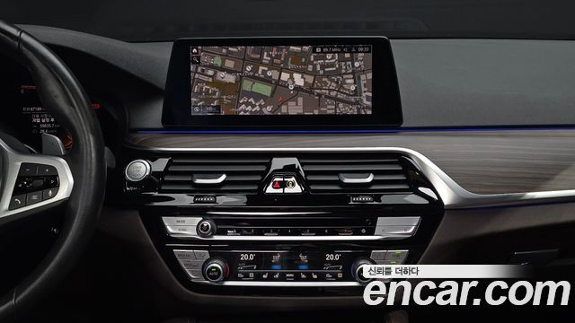 BMW 5-Series 520d xDrive M Sport Package Plus