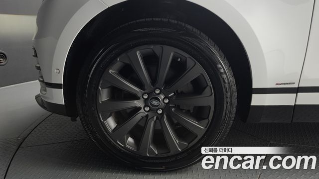 Land Rover Range Rover Velar 3.0 D300 R-Dynamic SE