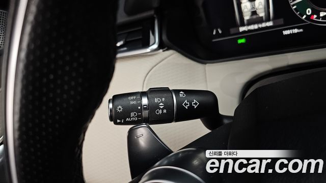 Land Rover Range Rover Velar 3.0 D300 R-Dynamic SE