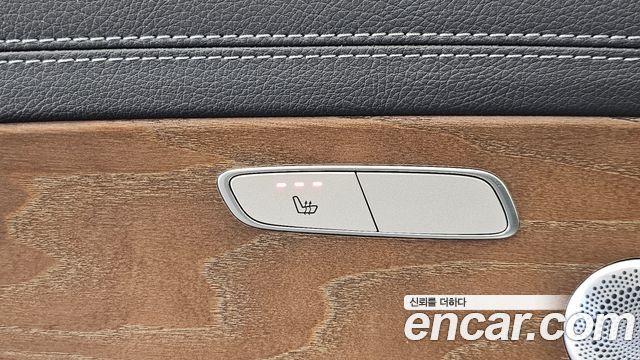Mercedes-Benz E-Class E300e Exclusive