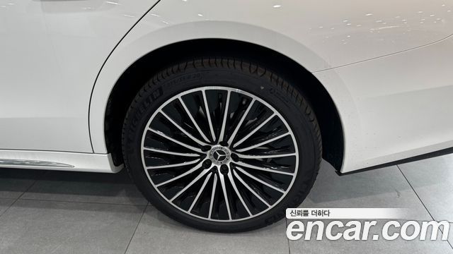 Mercedes-Benz E-Class E450 4MATIC Exclusive