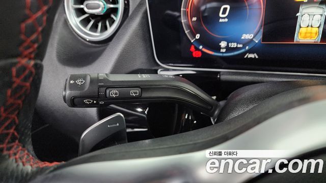 Mercedes-Benz GLA-Class GLA250 4MATIC