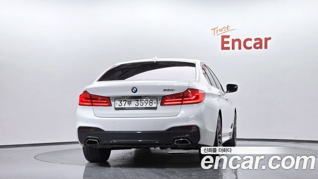 BMW 5-Series 530i M Sport Package Plus