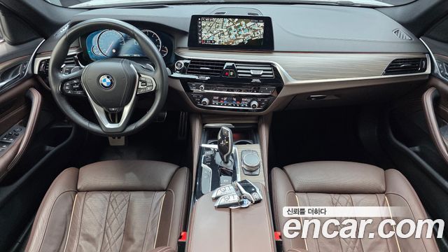 BMW 5-Series 530i M Sport Package Plus