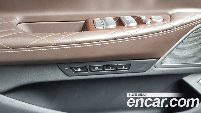 BMW 7-Series 740i Design Pure Excellence