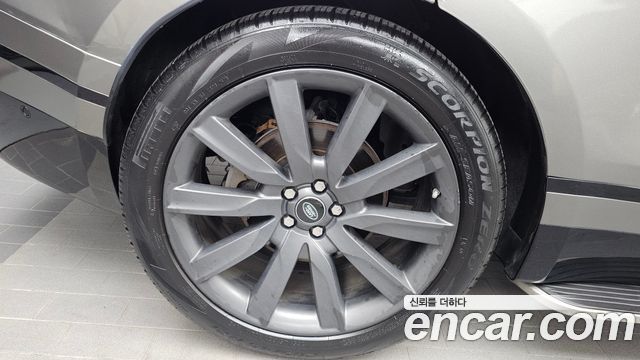Land Rover Range Rover Velar 3.0 D300 R-Dynamic HSE