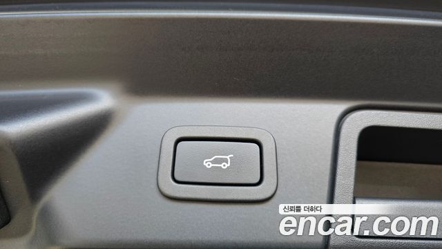 Land Rover Range Rover Velar 3.0 D300 R-Dynamic HSE