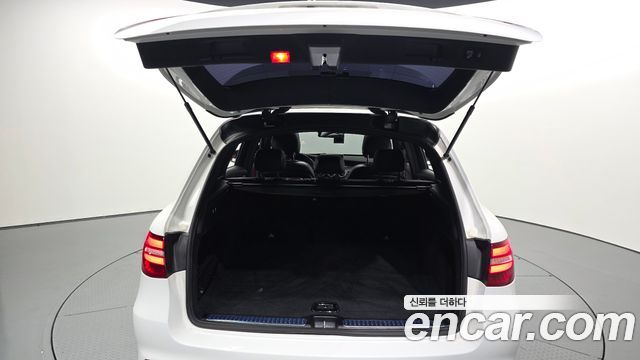Mercedes-Benz GLC-Class AMG GLC63 4MATIC+