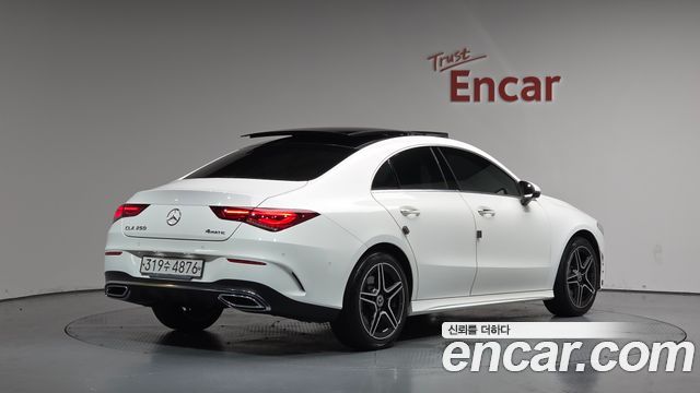 Mercedes-Benz CLA-Class CLA250 4MATIC