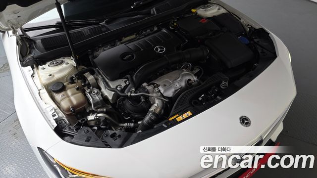 Mercedes-Benz CLA-Class CLA250 4MATIC