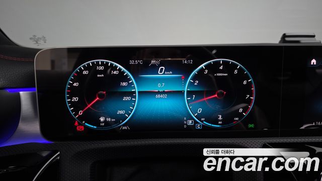 Mercedes-Benz CLA-Class CLA250 4MATIC