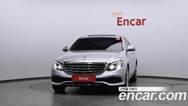 Mercedes-Benz E-Class E300 Exclusive