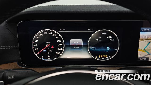 Mercedes-Benz E-Class E300 Exclusive