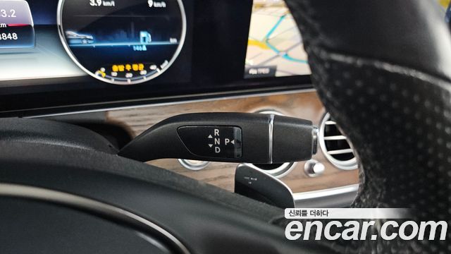 Mercedes-Benz E-Class E300 Exclusive