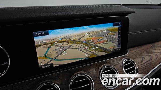 Mercedes-Benz E-Class E300 Exclusive